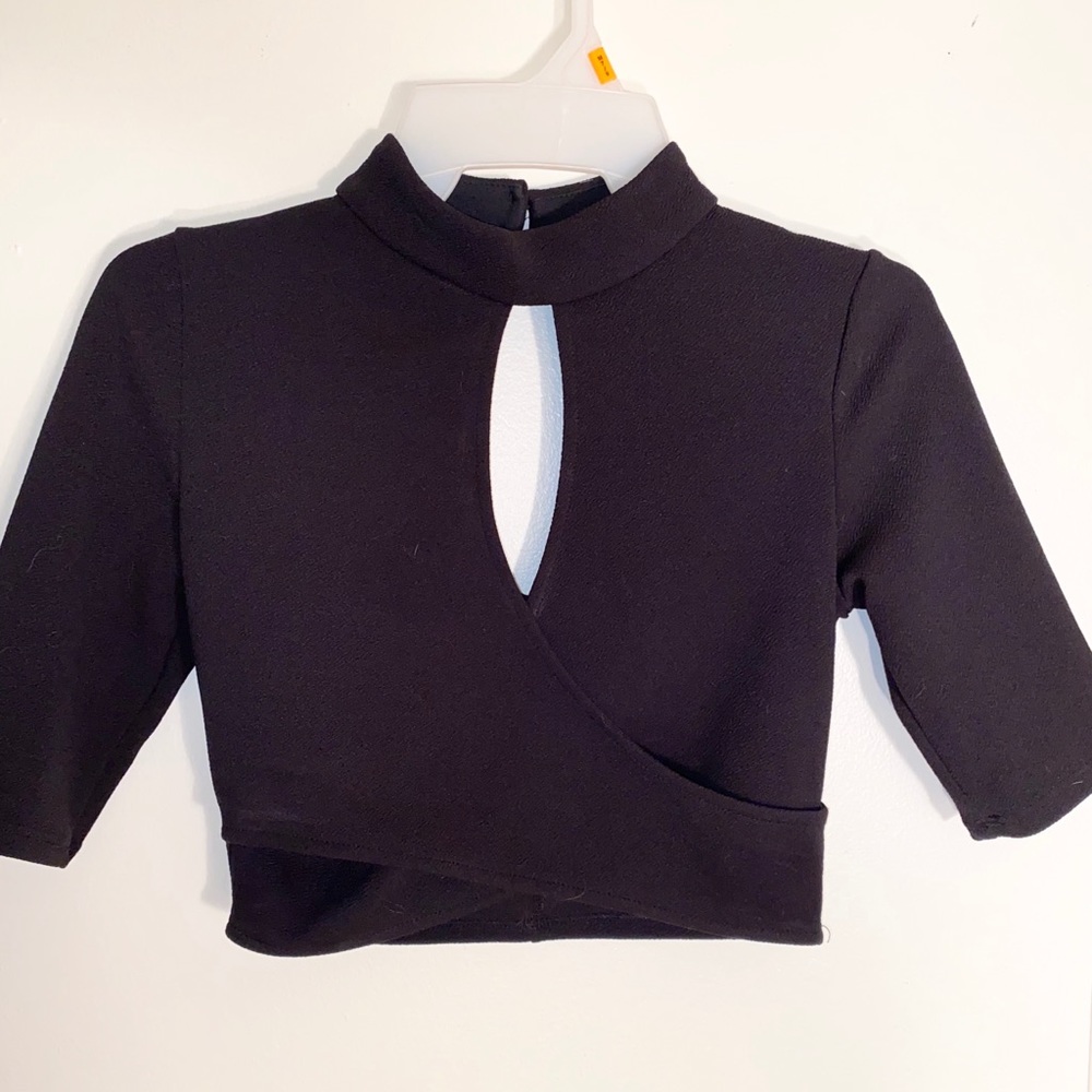 High neck crop top with keyhole cutout